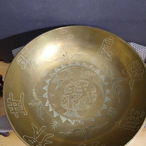 Antique Chinese Solid Brass Hand Engraved Dragon Bowl Republic of China Period - Picture 7 of 11